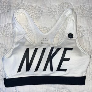 Nike Women's Classic Logo Padded Dri-fit Sports Bra White -XS
